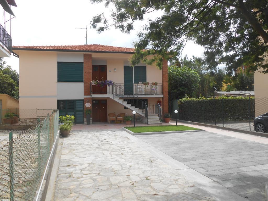 Gino'S House Ξενοδοχείο Πίζα Εξωτερικό φωτογραφία