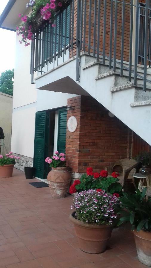 Gino'S House Ξενοδοχείο Πίζα Εξωτερικό φωτογραφία